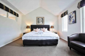 Central Hobart - Beautiful Apartment